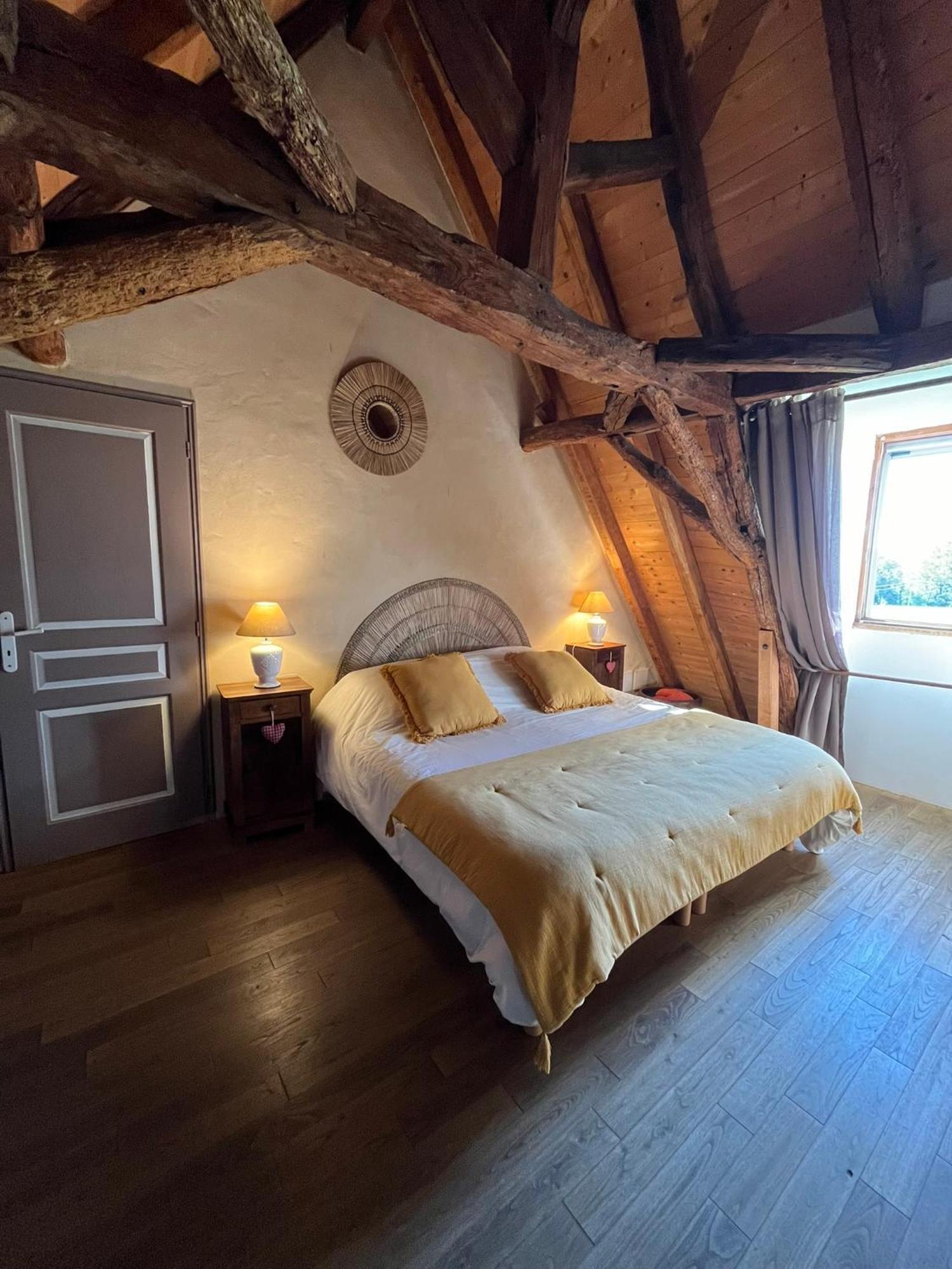 Chambre D'Hotes La Ferme De La Croix. Saint-Avit-Sénieur Exterior foto